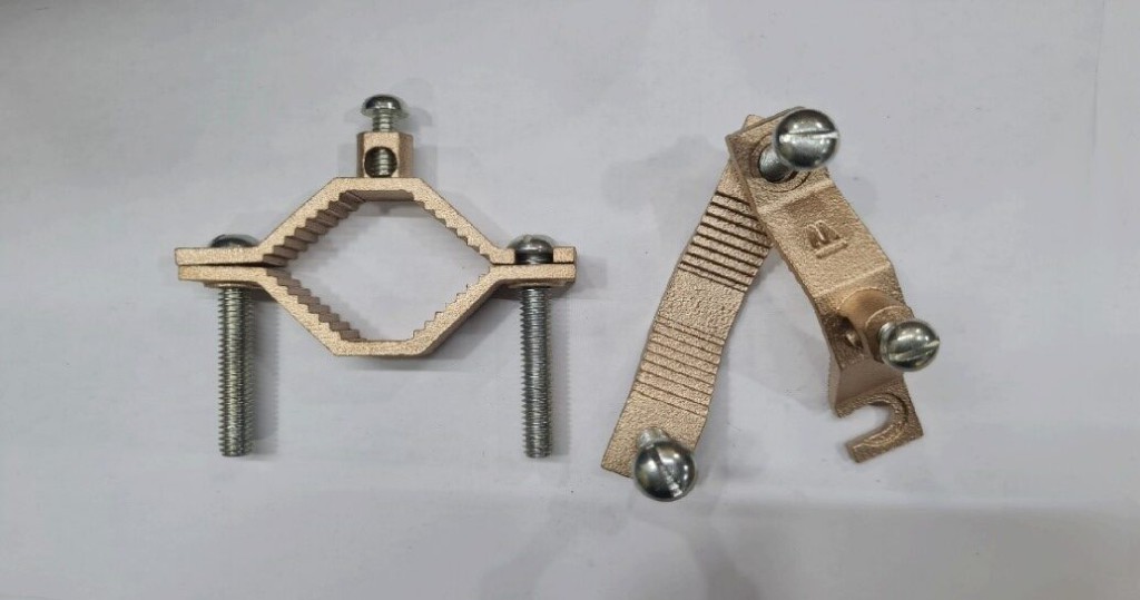 Water pipe clamps