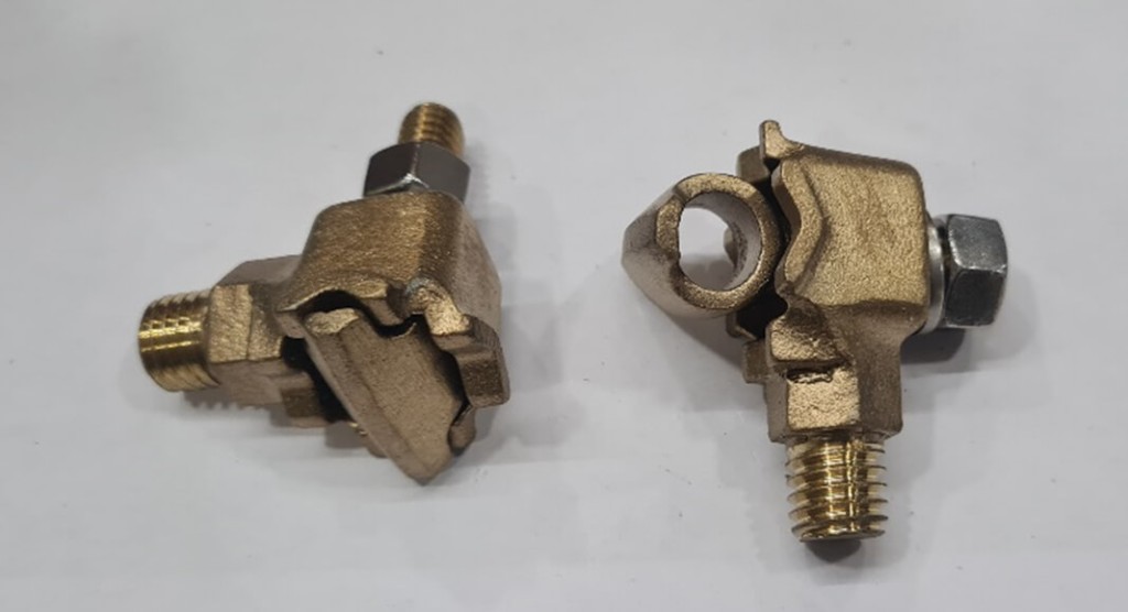 Transformer tank grounding connectors